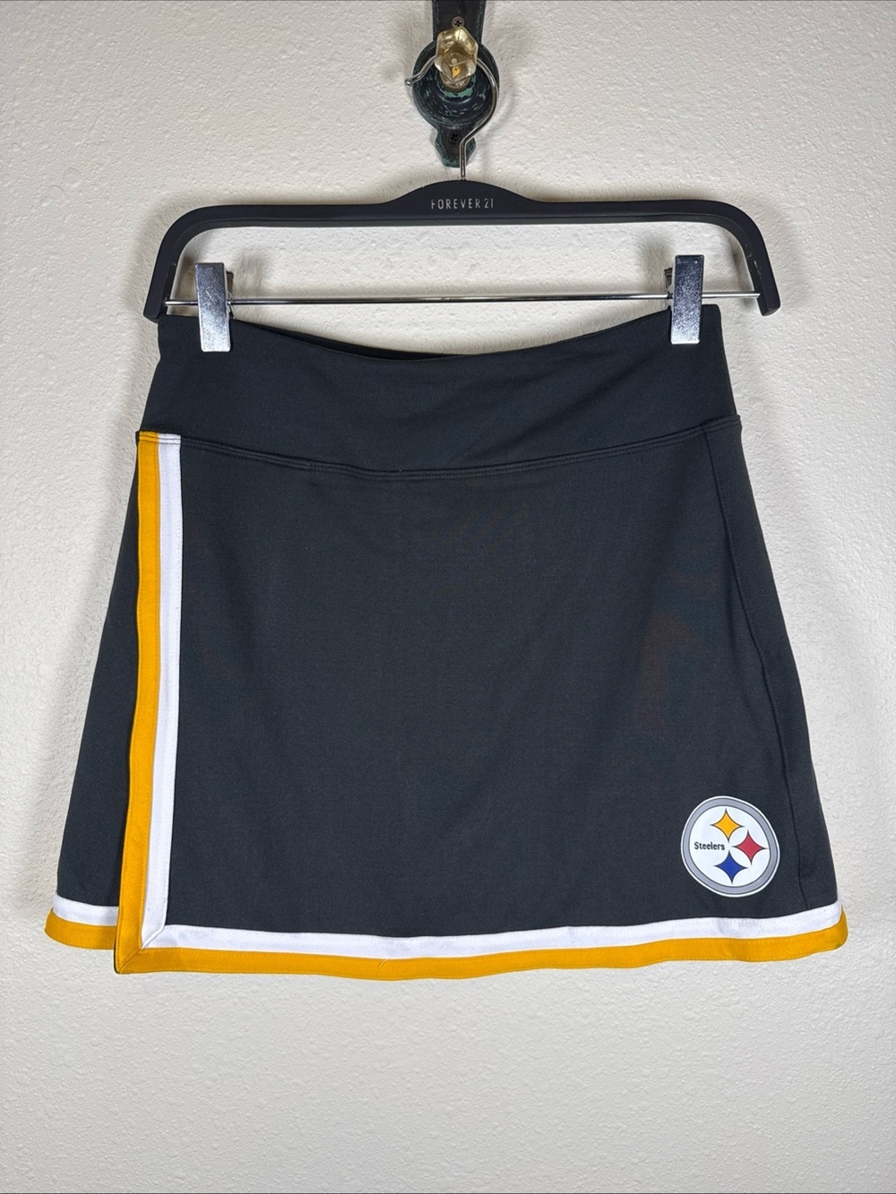 NEW MITCHELL AND NESS SKORT PITTSBURGH STEELERS WOMENS MEDIUM NFL SPORTY ACTIVE